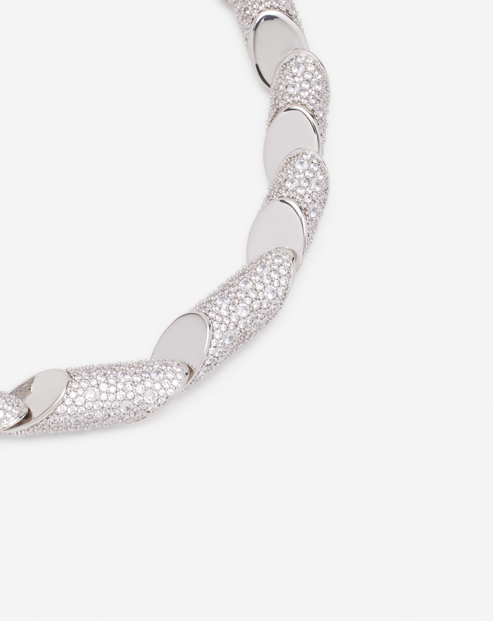 HAUTE SÉQUENCE RHINESTONE NECKLACE