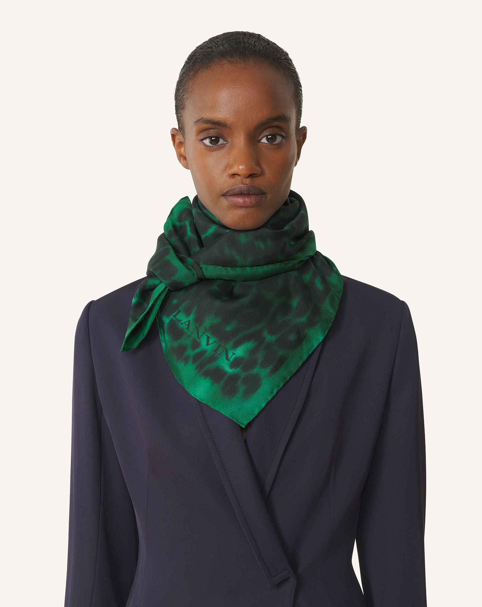LEOPARD PRINT SILK SCARF
