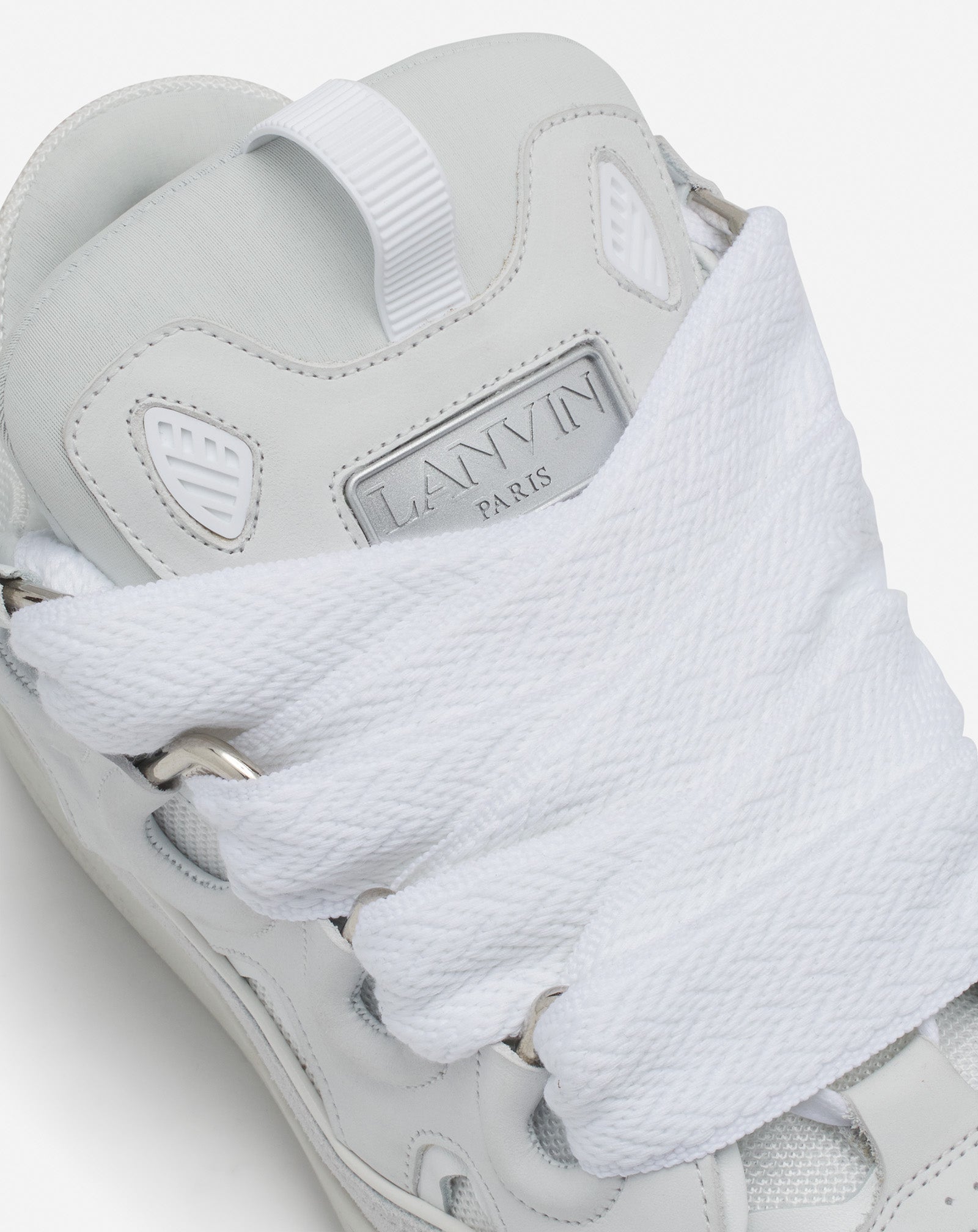 LEATHER CURB SNEAKERS