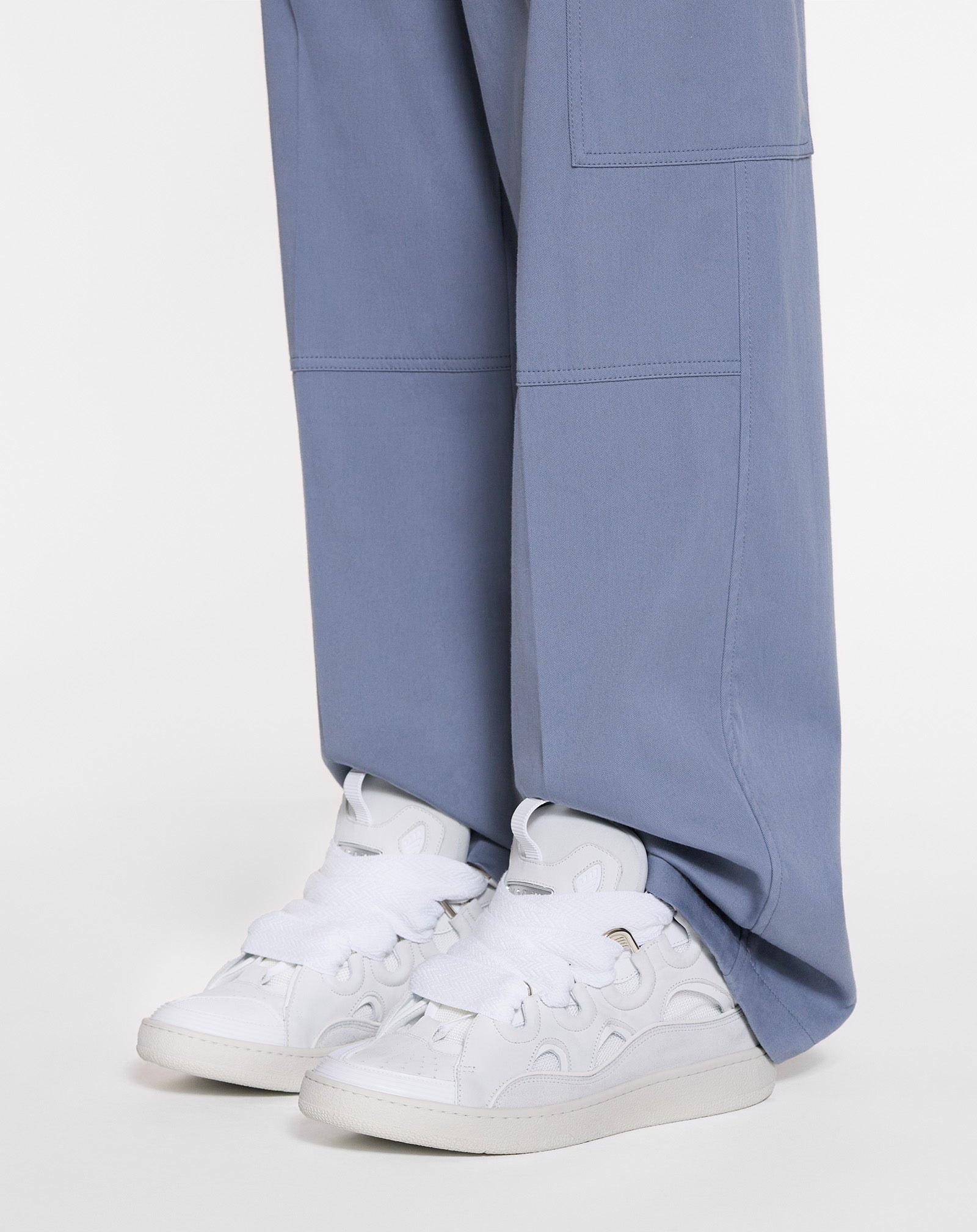 LEATHER CURB SNEAKERS