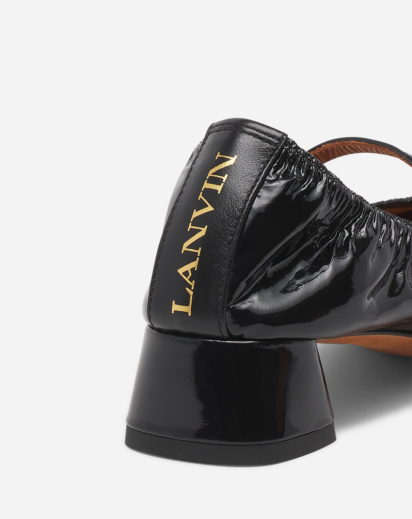 HEELED MARY JANE IN GLOSSY LEATHER