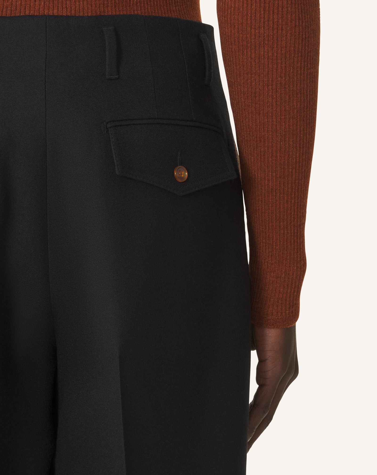 WIDE-LEG FLANNEL PANTS