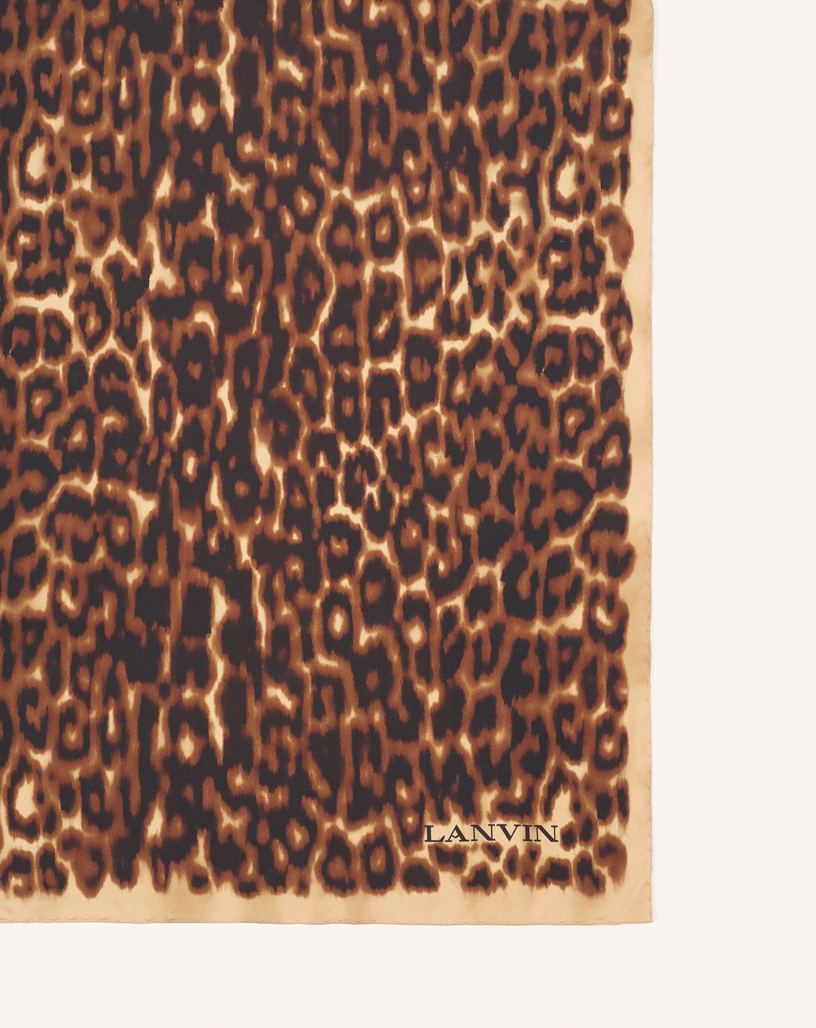 LEOPARD PRINT SILK SCARF