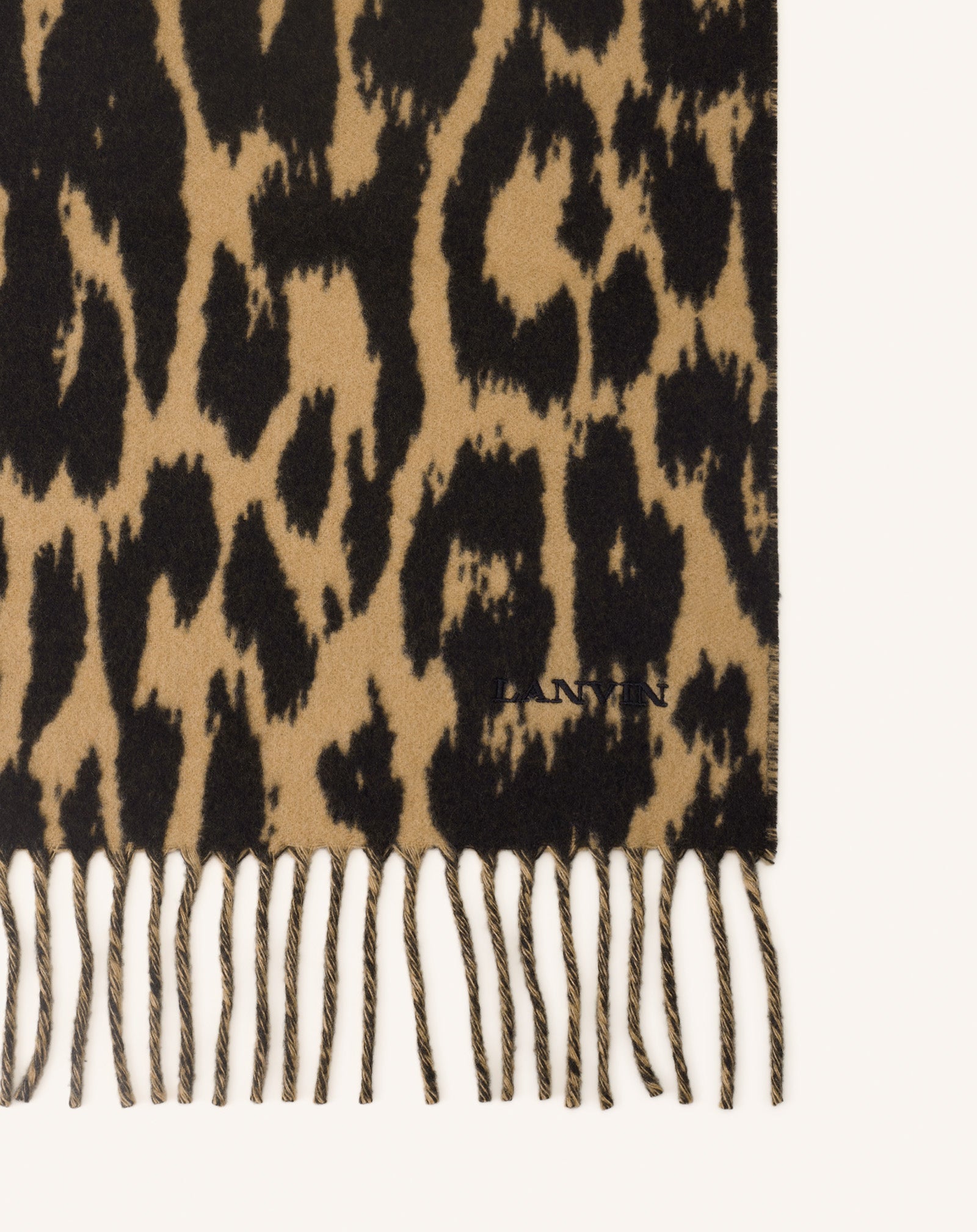 LEOPARD PRINT WOOL SCARF