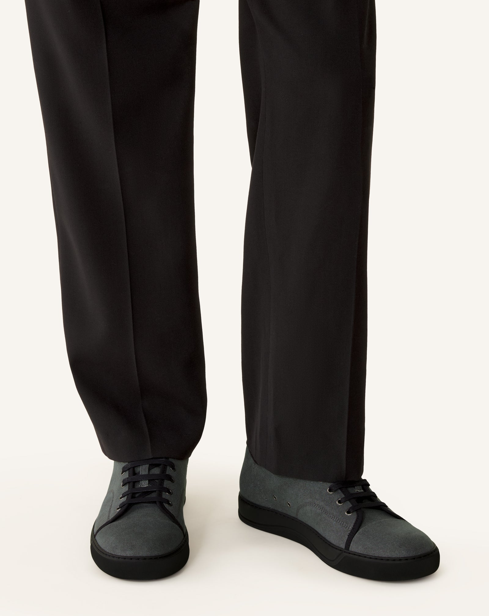 BLACK DBB1 SNEAKERS IN CANVAS