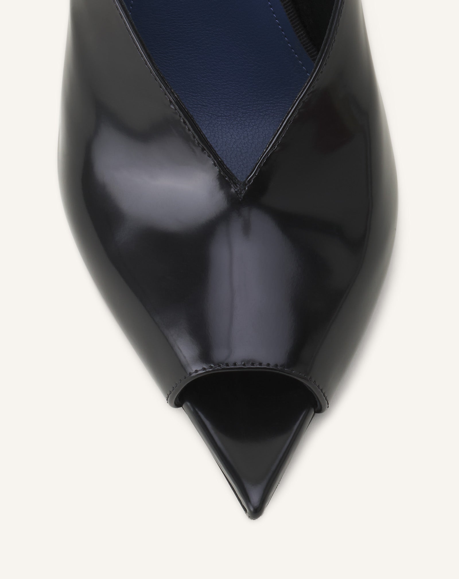 BLACK MIDNIGHT STEP MULE IN PATENT LEATHER