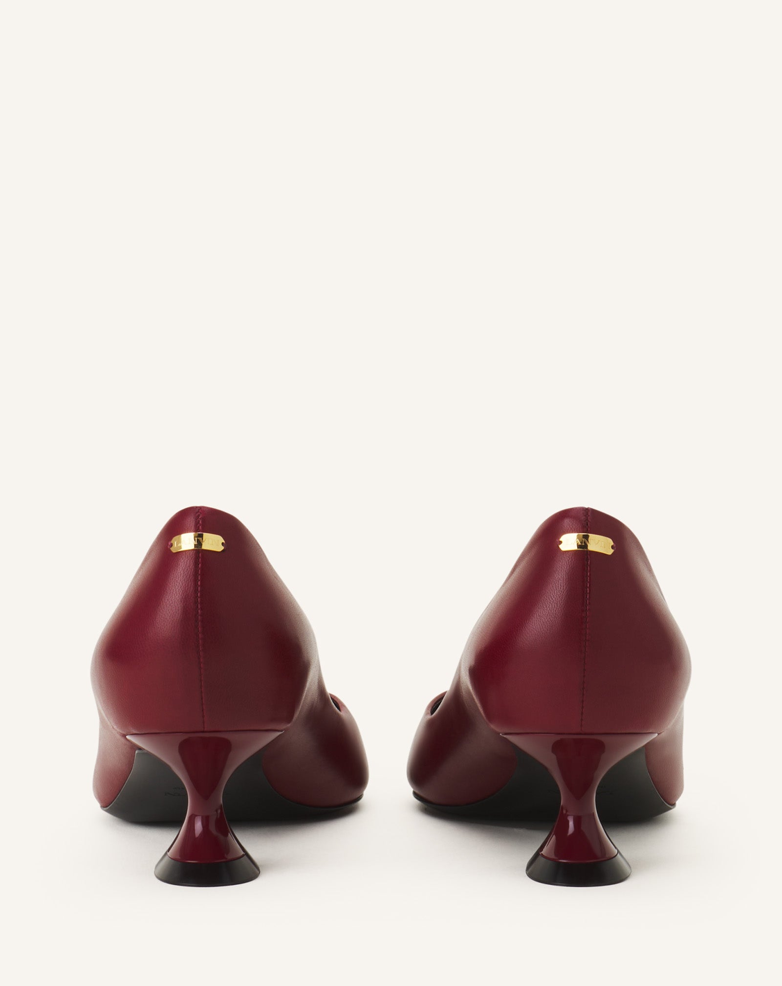 MIDNIGHT STEP PUMP IN LEATHER