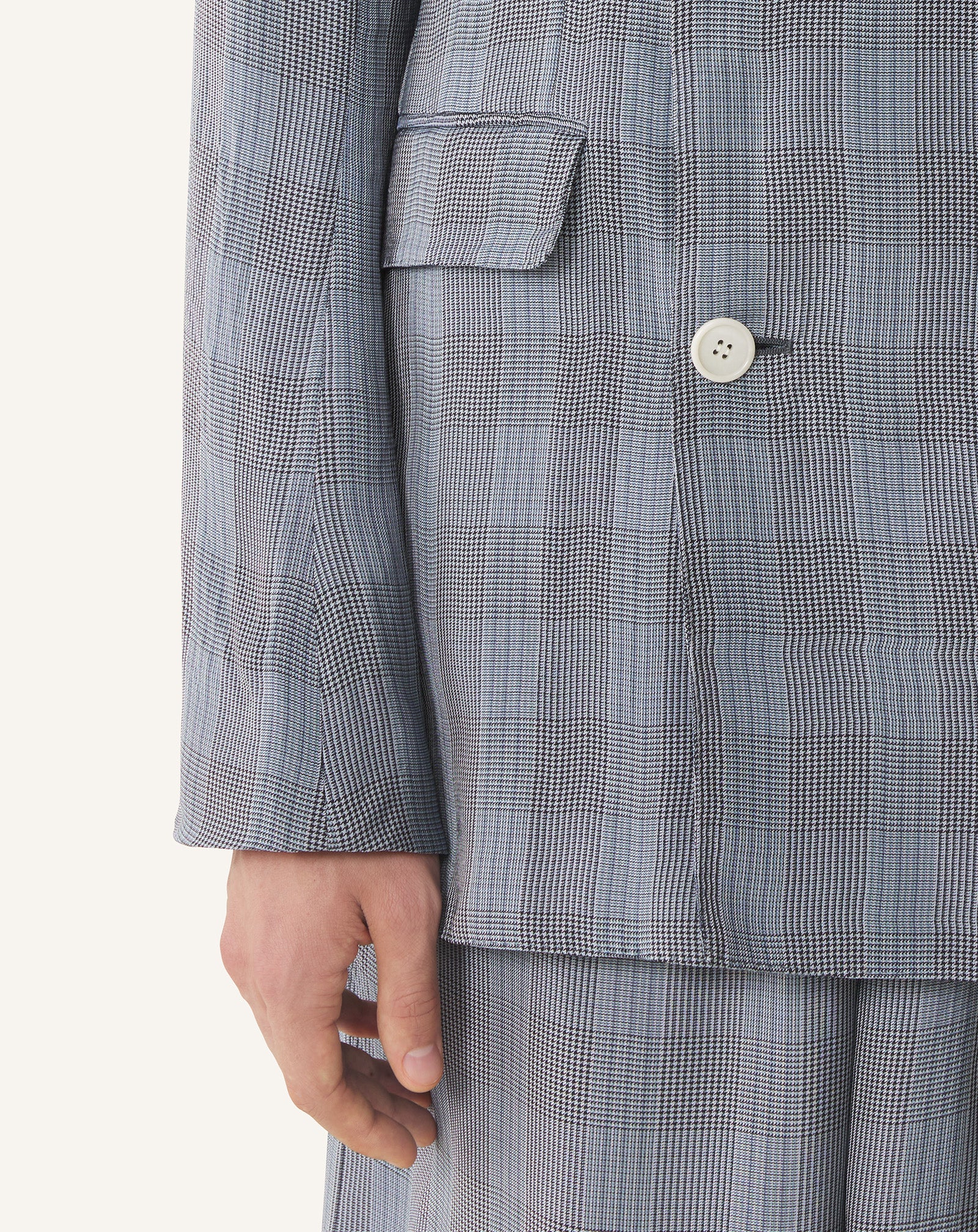 DOUBLE-BREASTED JACKET IN VISCOSE