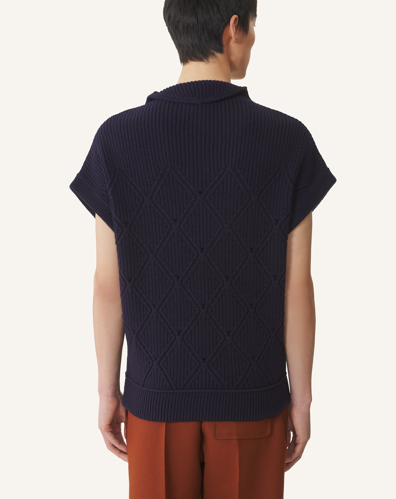 DIAMOND DETAIL SLEEVELESS WOOL SWEATER