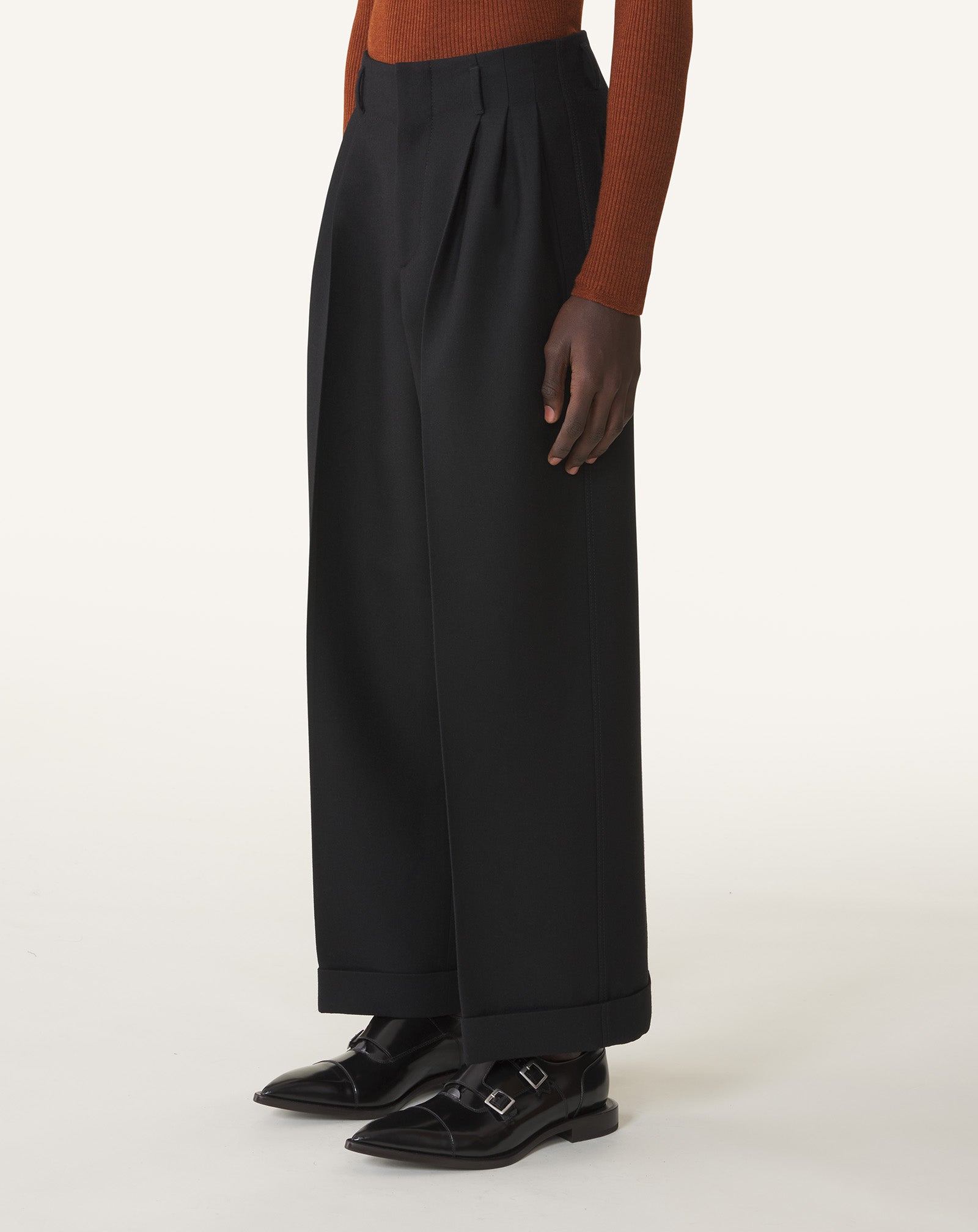 WIDE-LEG FLANNEL PANTS