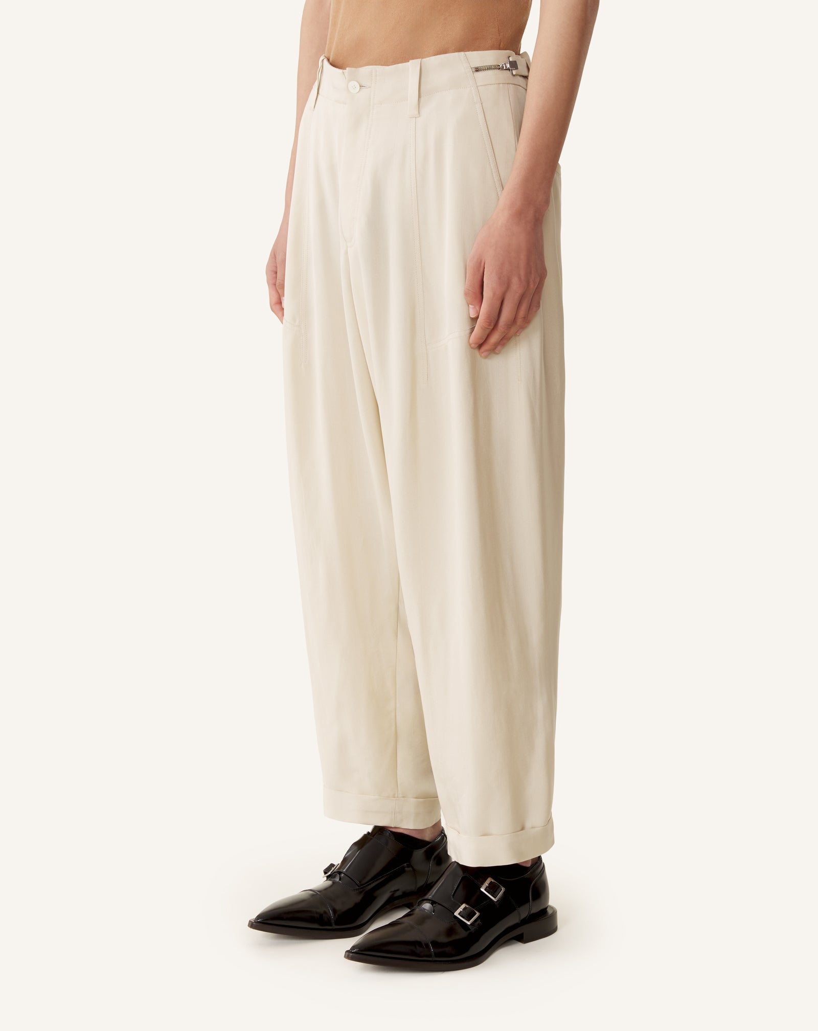LOOSE-FIT PANTS IN VISCOSE