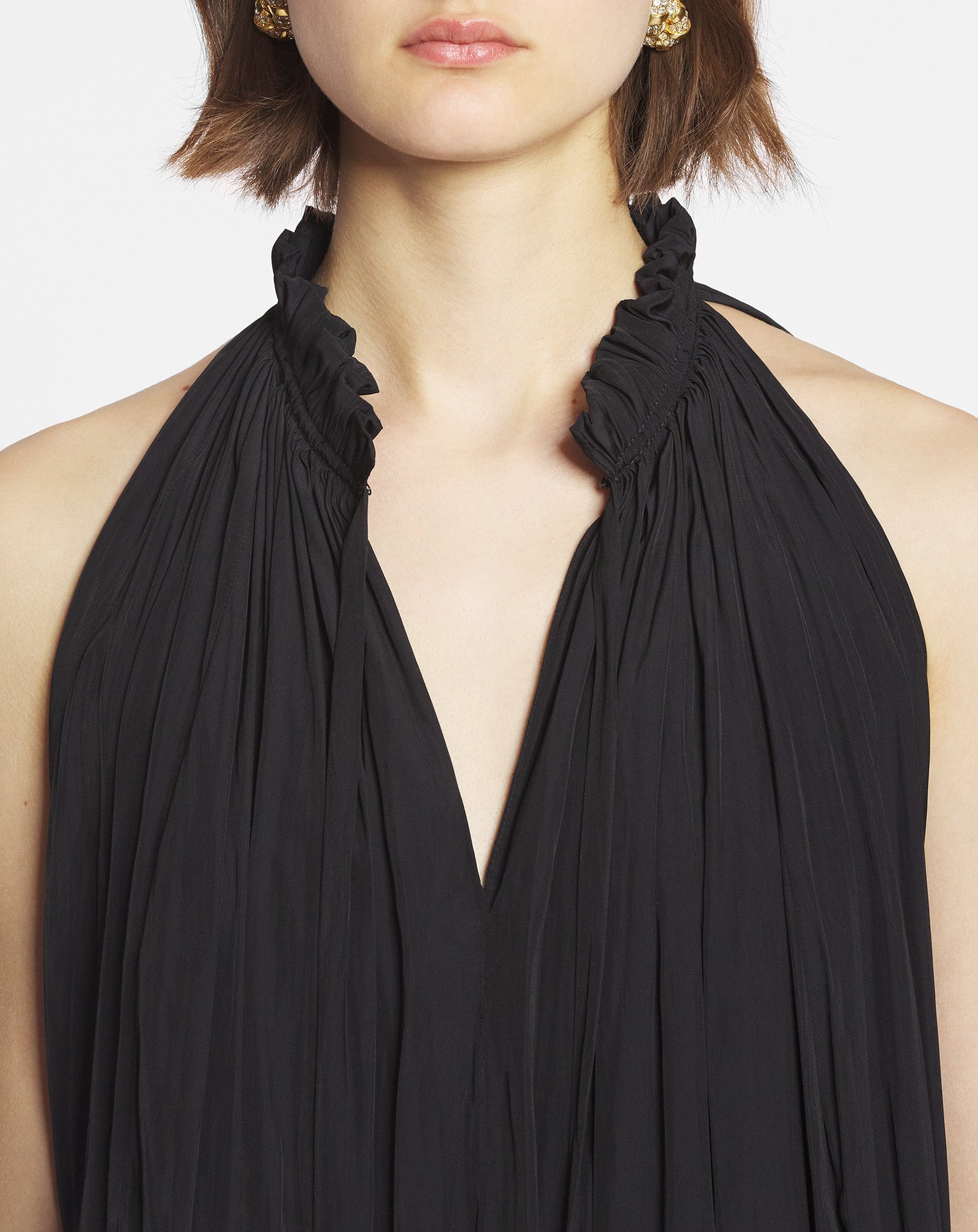 BLACK SHORT DRESS WITH RUFFLES