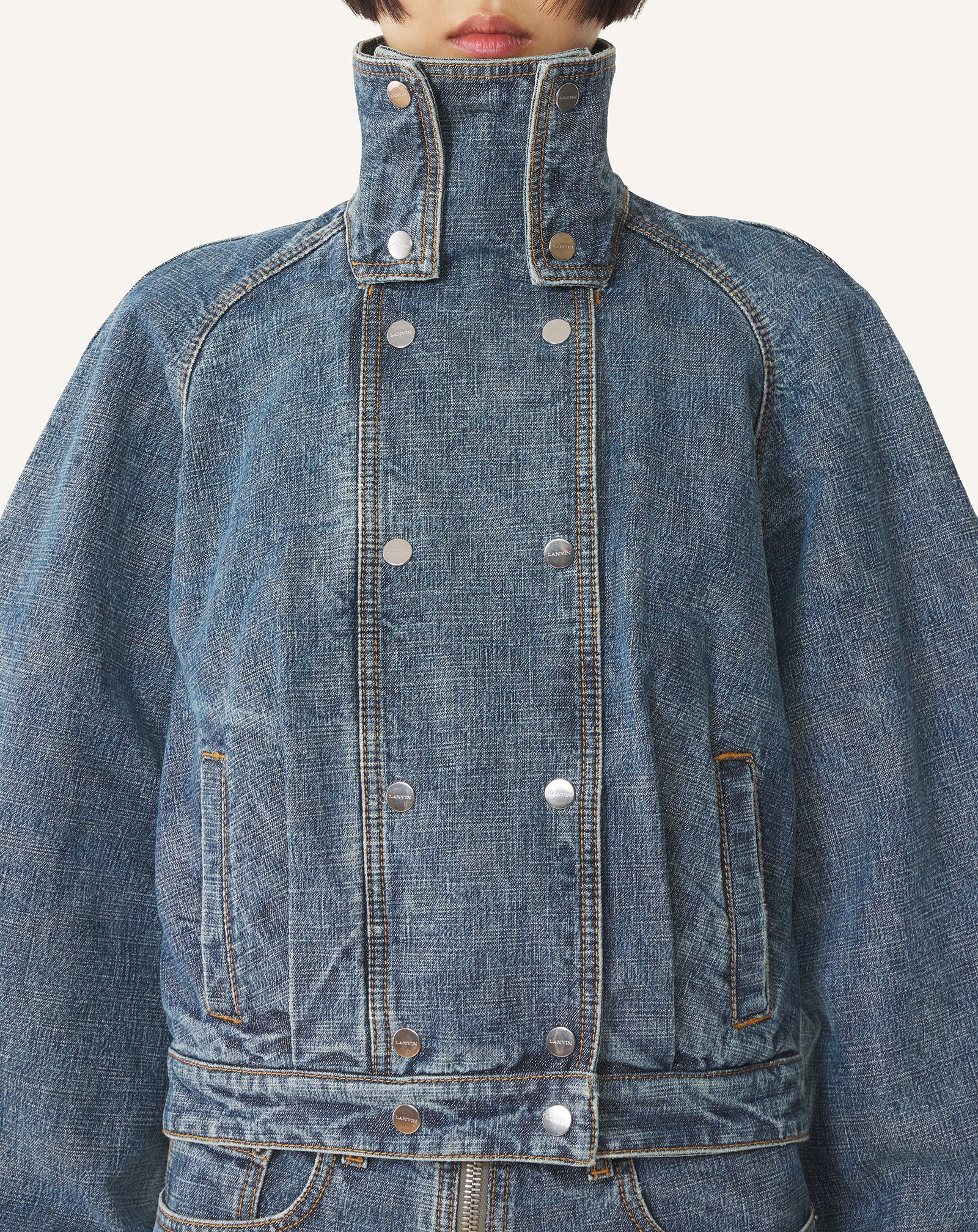 BLUE SHORT DENIM JACKET