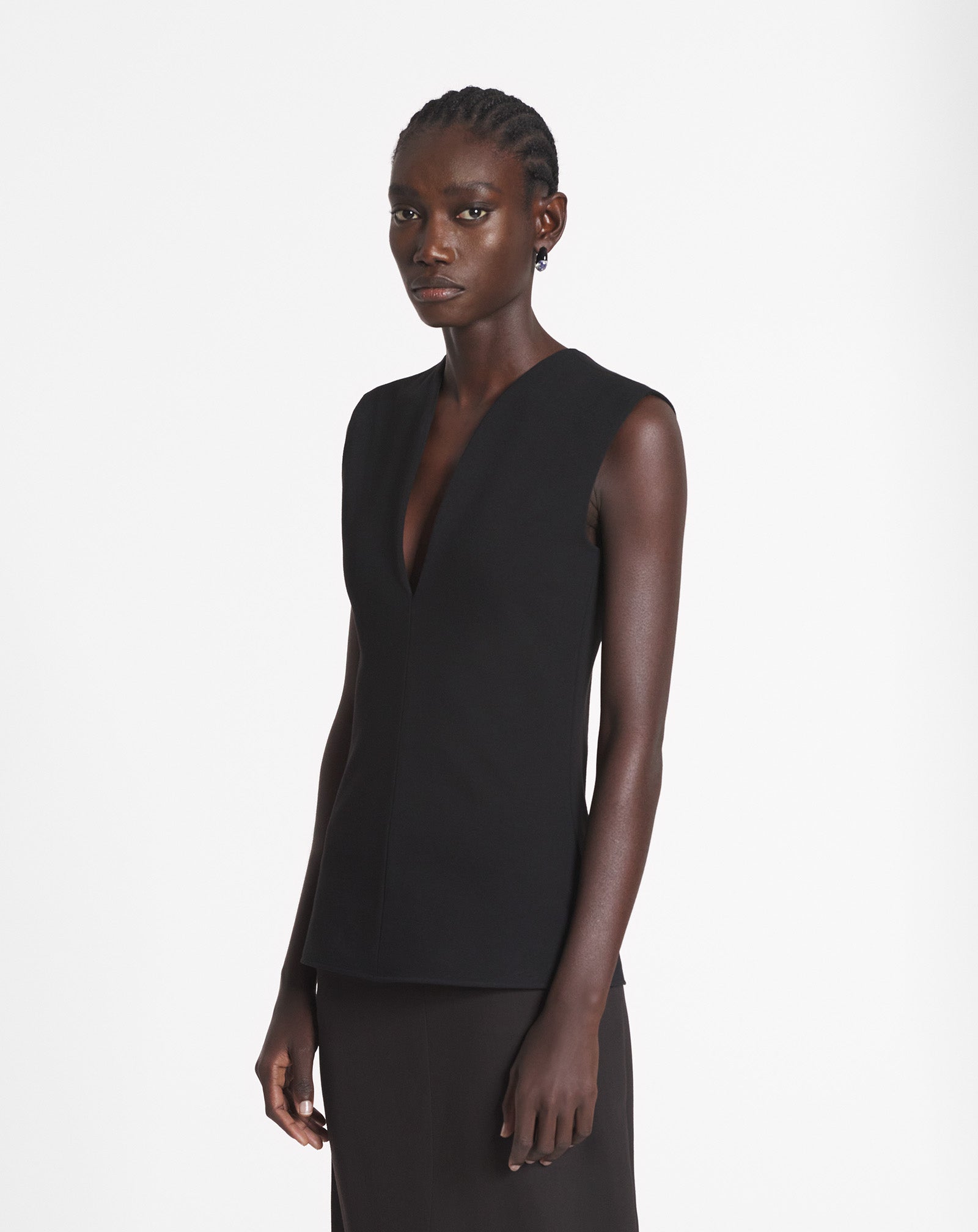 JERSEY TOP WITH A PLUNGING NECKLINE